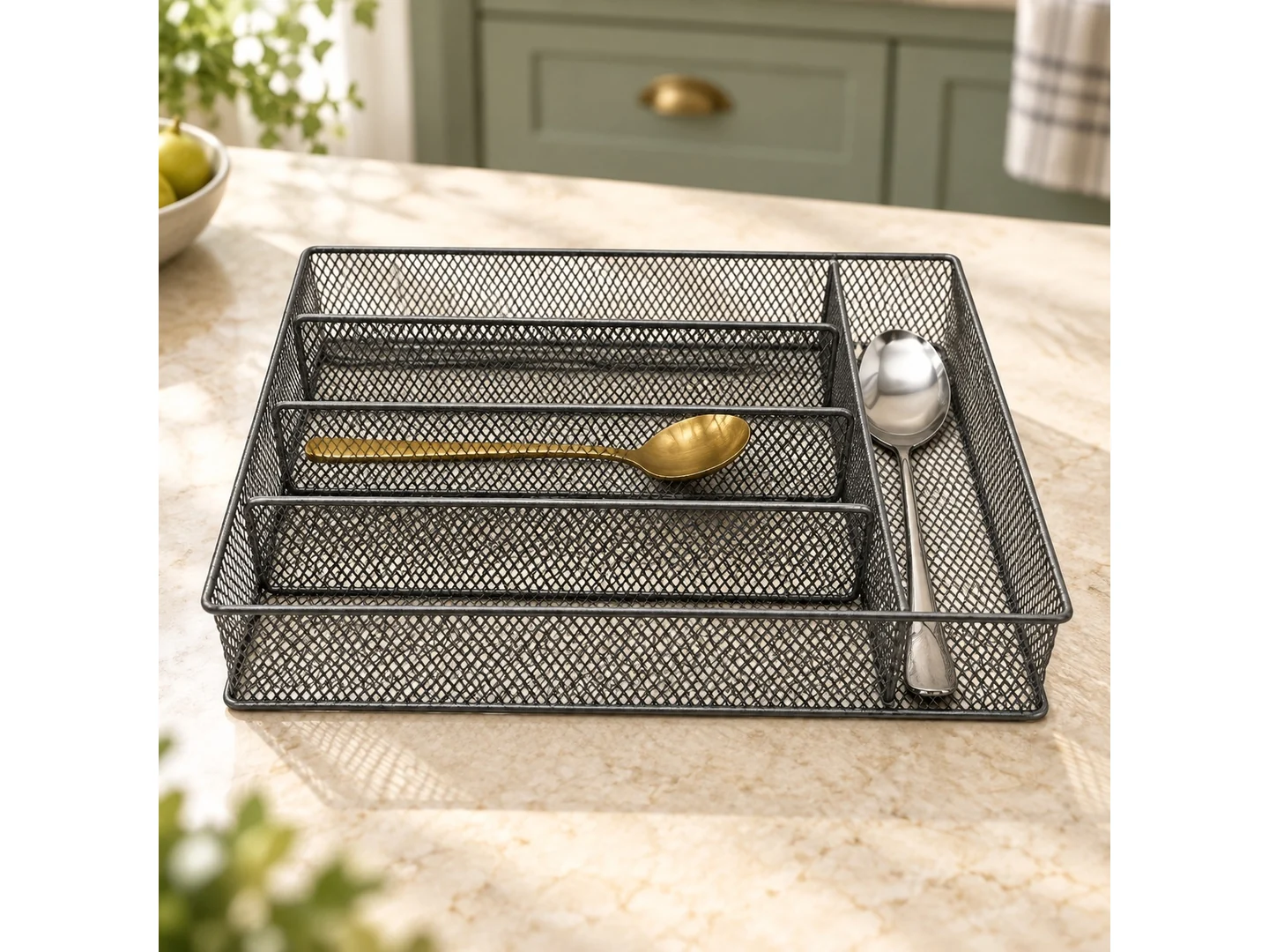Mesh Cutlery Organizer